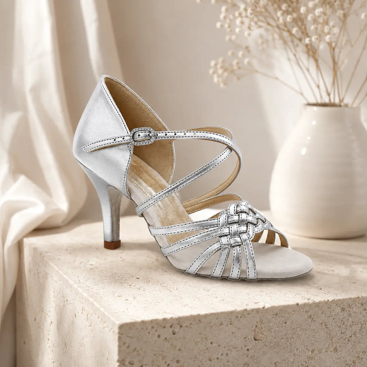 Chaussure de tango argentée