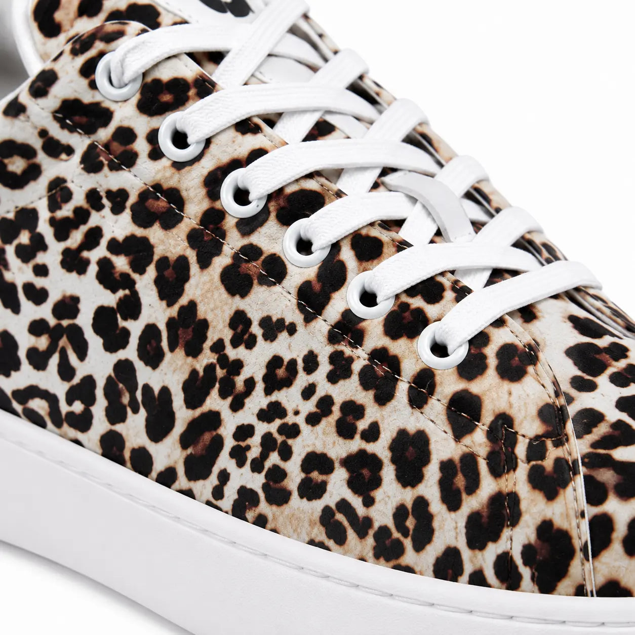 chaussures danse kizomba groove leopard white